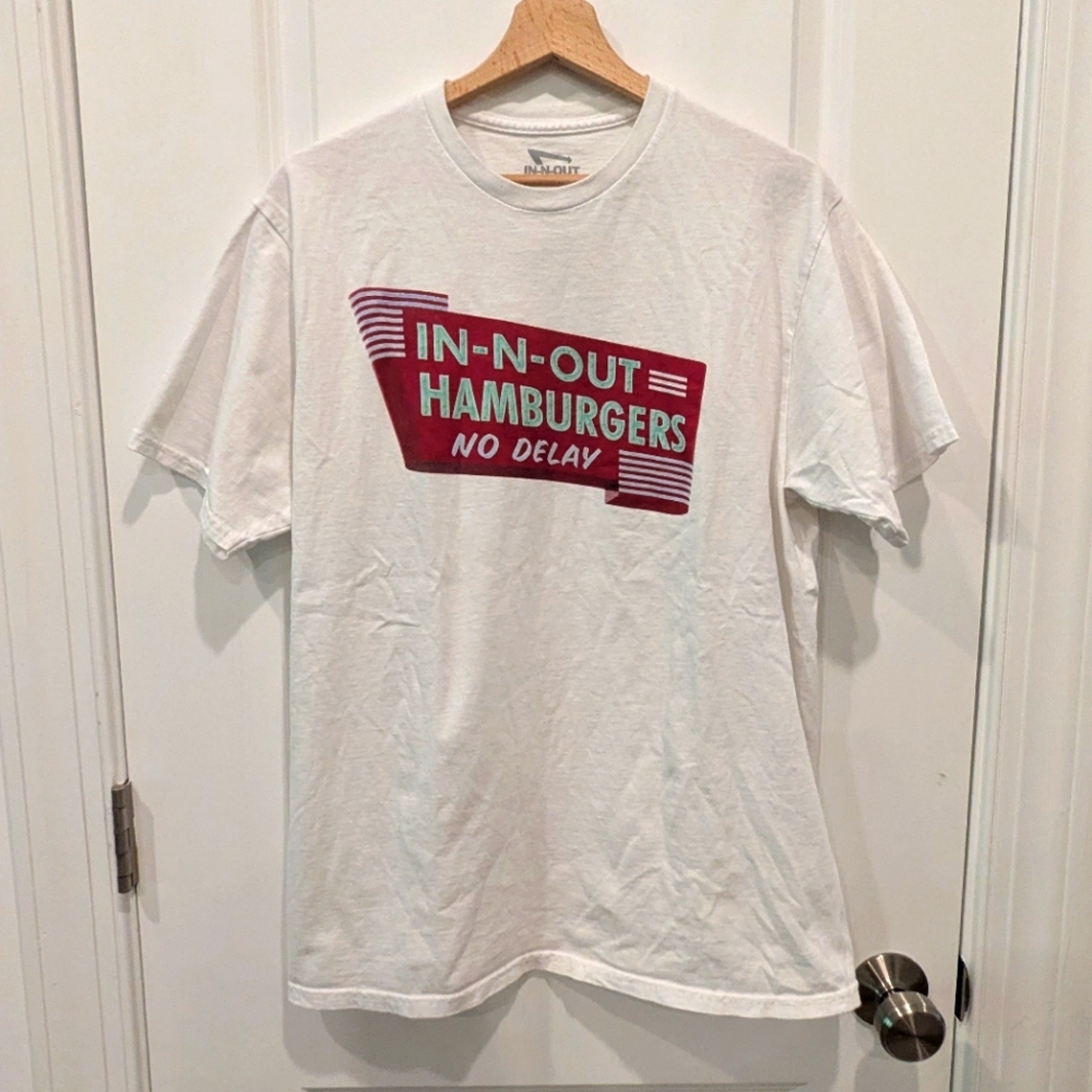 IN N OUT BURGER NO DELAY MEN'S T-SHIRT Size L cotton Made in USA white